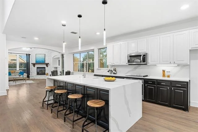 Photo of 810 Summerfield
