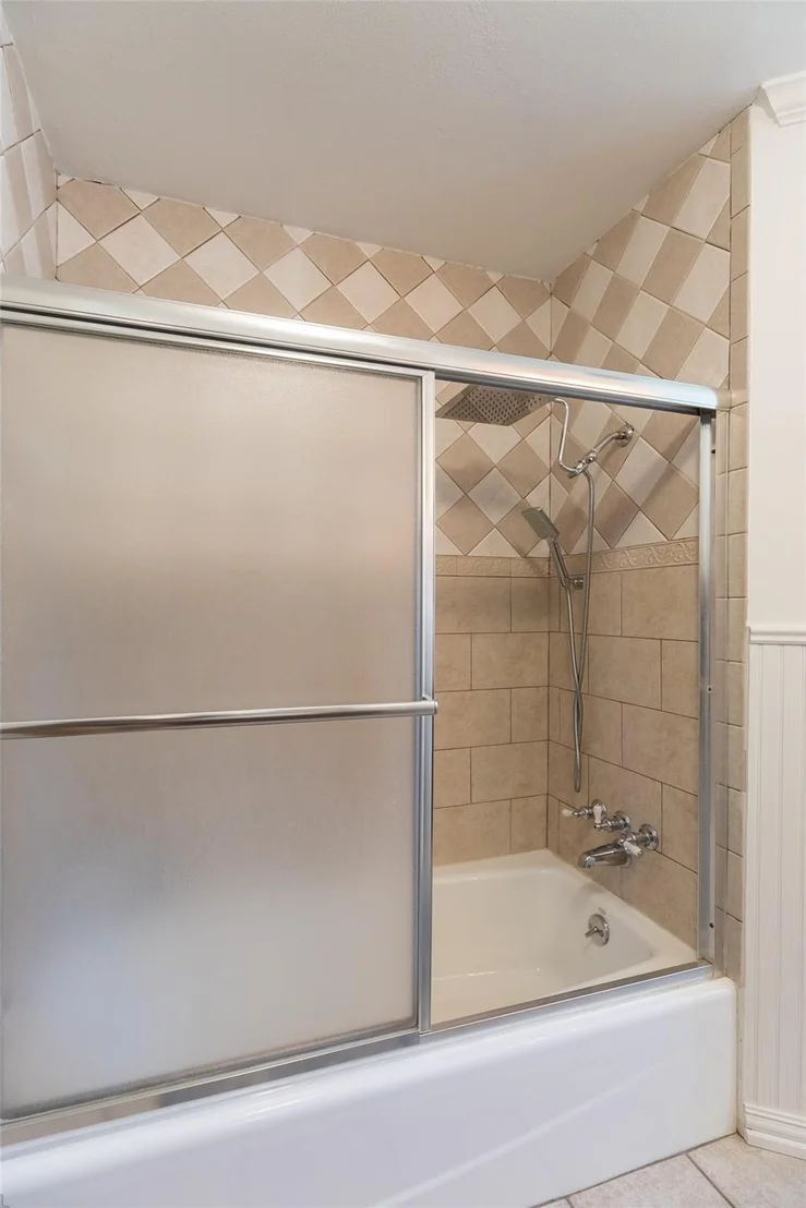 Photo of 1801 Sylvan Drive