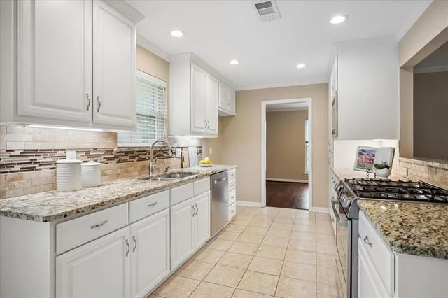 Photo of 319 High Brook Drive