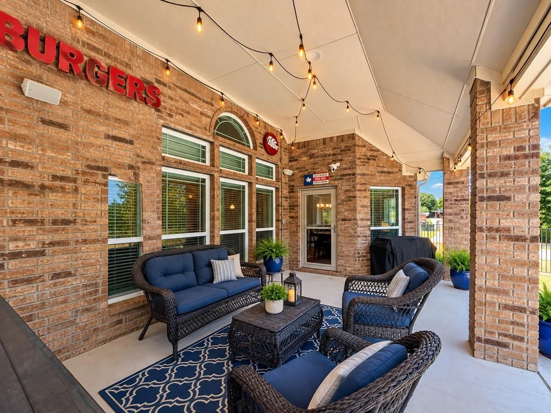 Photo of 1400 Bonanza Lane