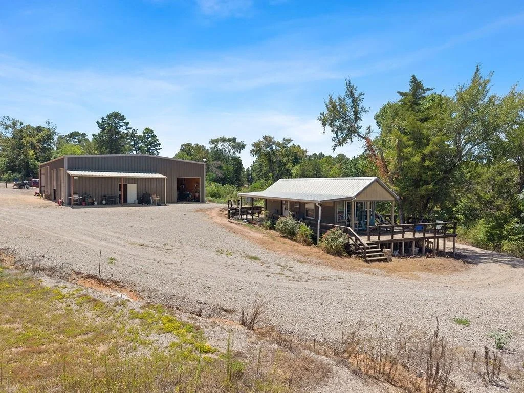 Photo of 551 County Road 4203