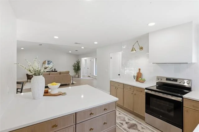 Photo of 8 Green View Circle