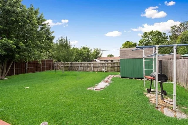 Photo of 1604 Summit Street