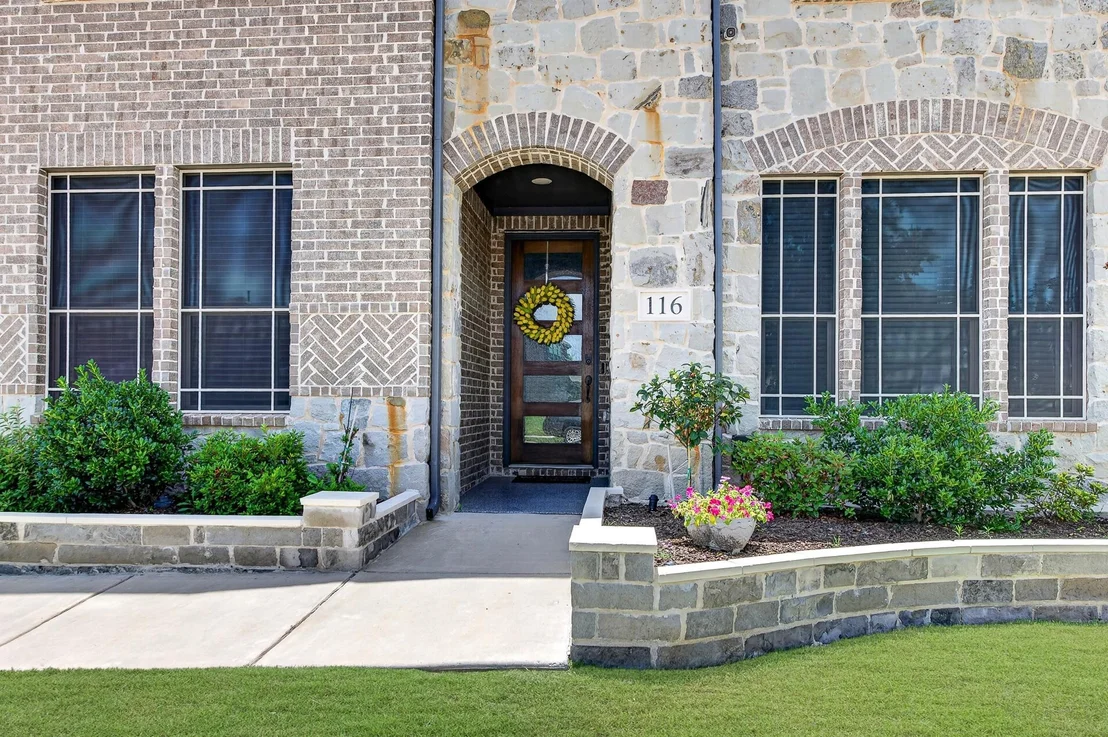 Photo of 116 Cascade Lane