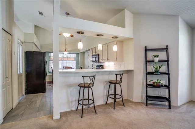 Photo of 555 Gillespie Drive