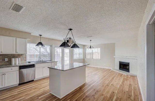 Photo of 2101 Deerfield Drive