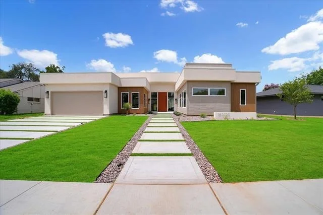 Photo of 3239 Whitehall Drive