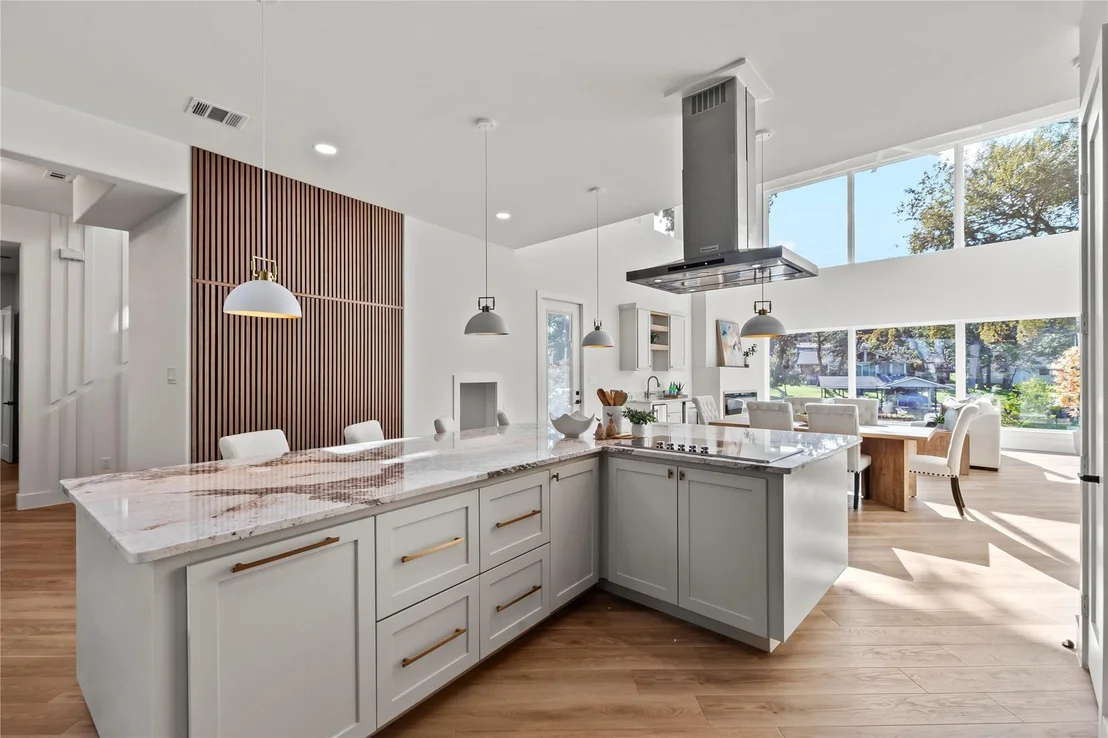 Photo of 625 Turner Drive