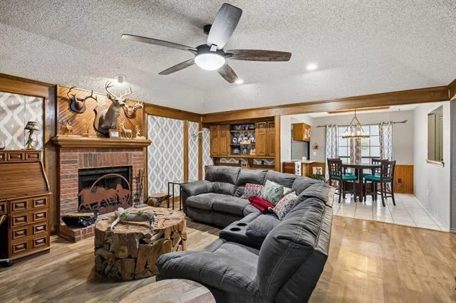 Photo of 301 Southlake Drive