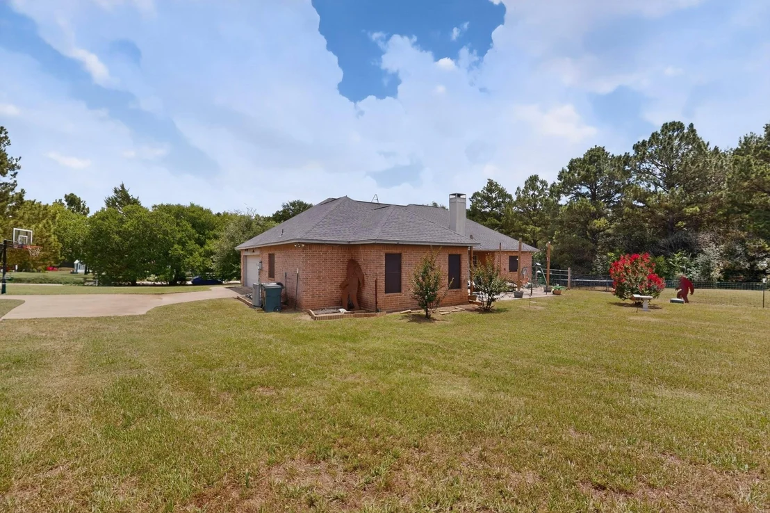 Photo of 1362 Eubanks Road