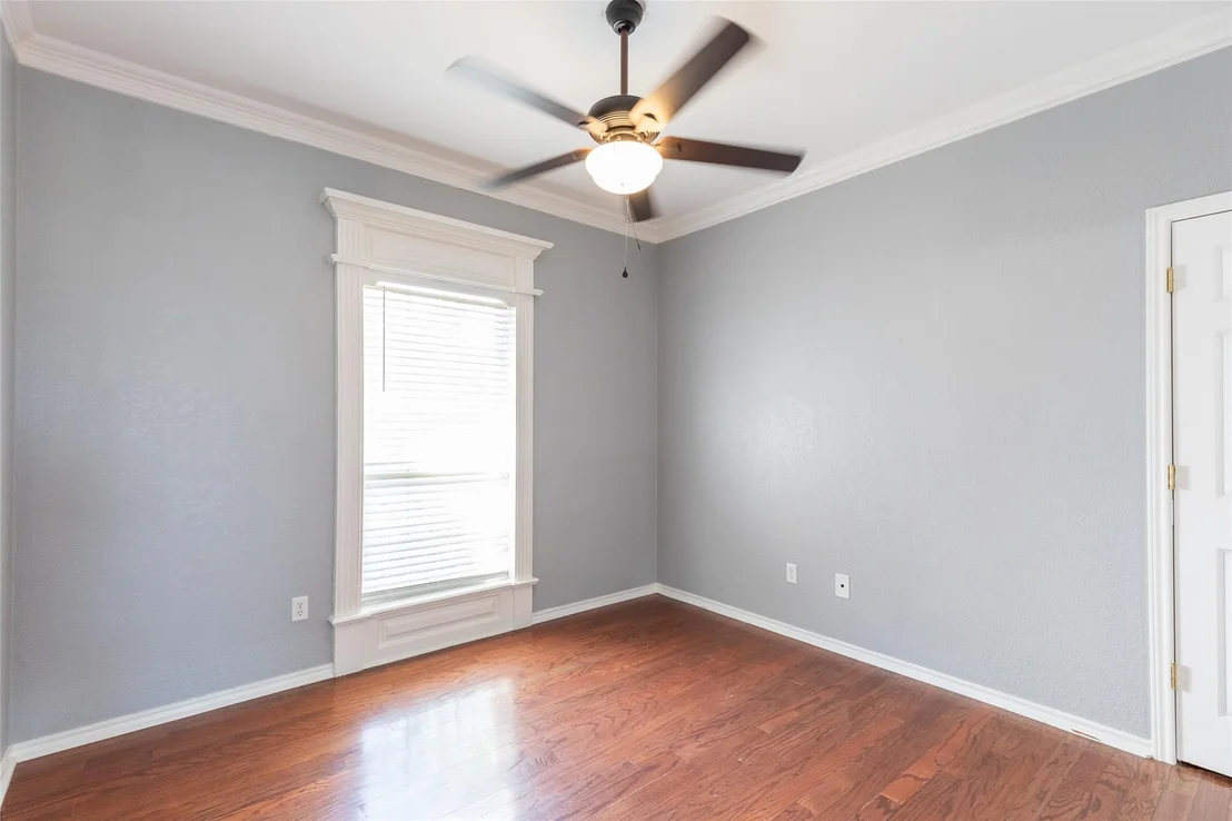Photo of 1418 Kingwood Circle