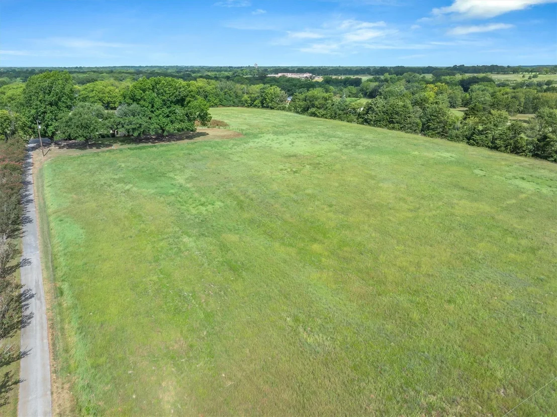 Photo of 600 VZ County Road 4930