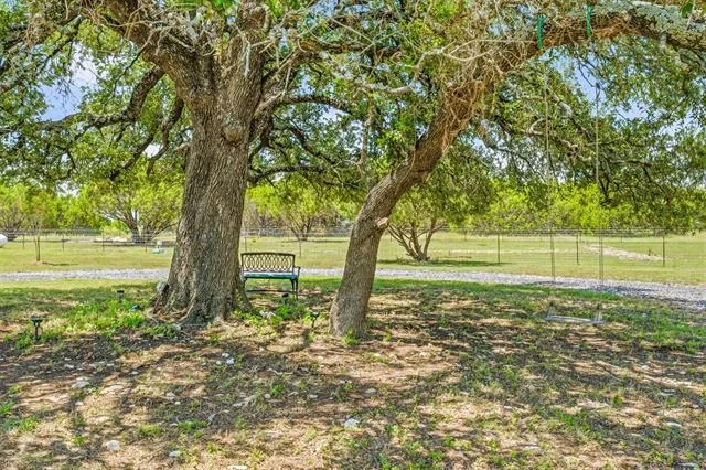 Photo of 1271 Private 2120 Road