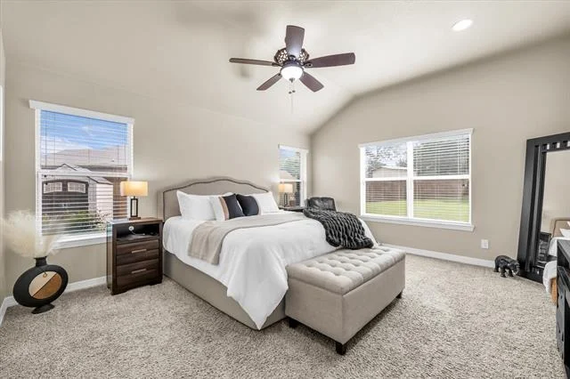 Photo of 910 Springdale Lane