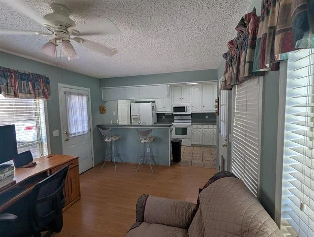 Photo of 701 Summer Place