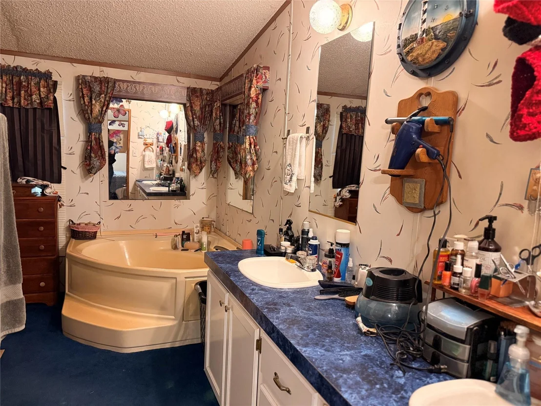 Photo of 383 Randall Ave