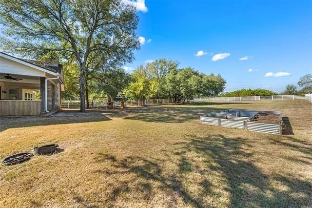 Photo of 2005 Austin Hines Drive