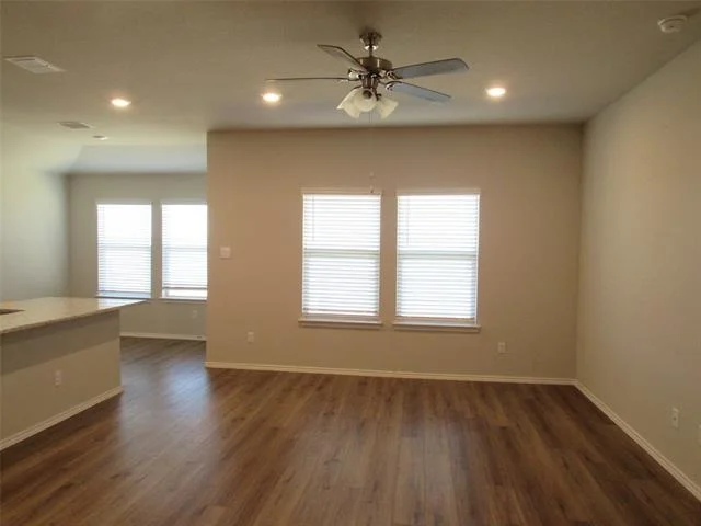 Photo of 4001 Cosmos Street