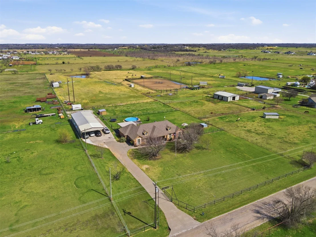 Photo of 7229 County Road 1205