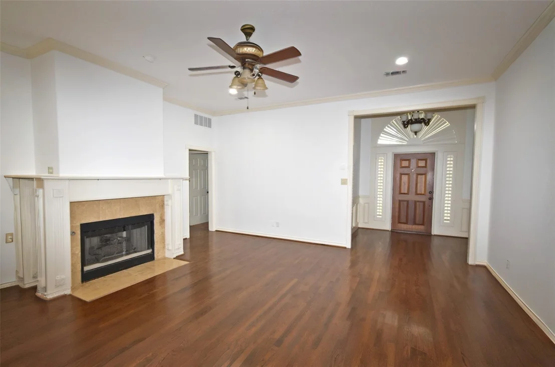 Photo of 2902 Live Oak Drive