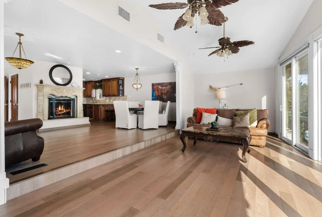 Photo of 8007 Sharon Road