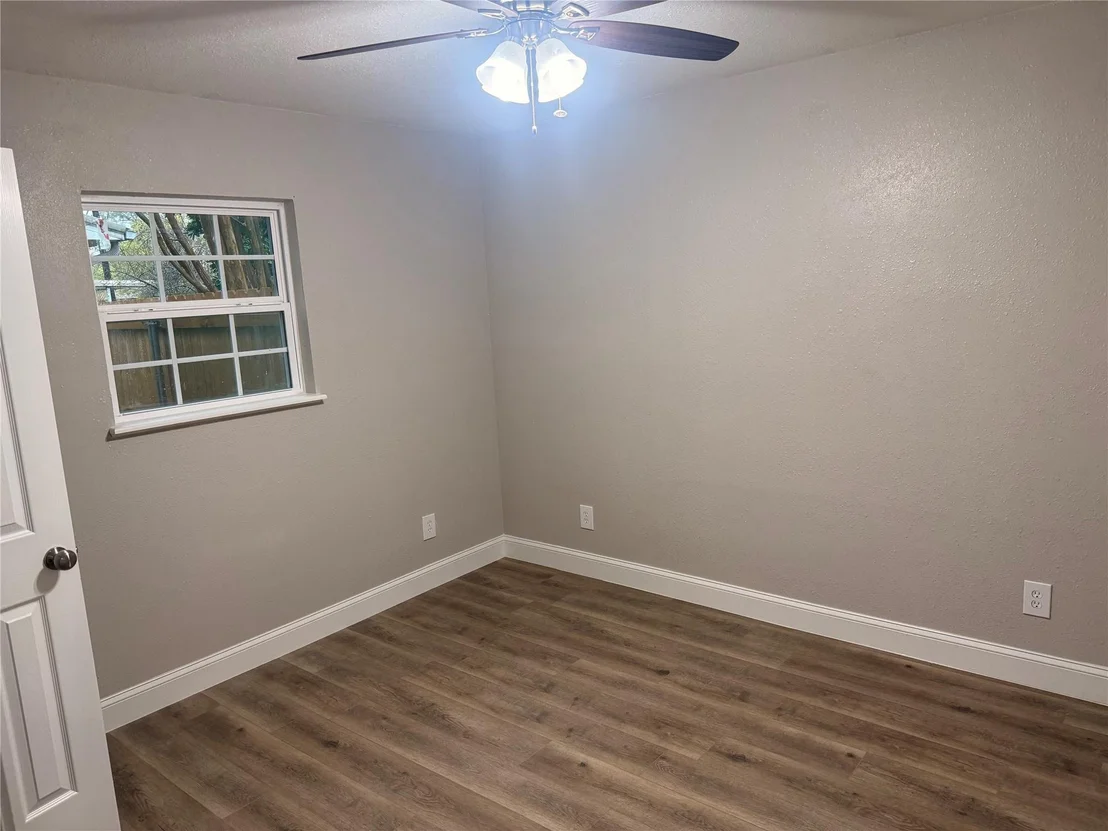 Photo of 112 Myrtle Dr