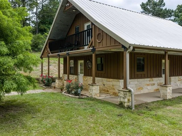 Photo of 4240 County Road 2107