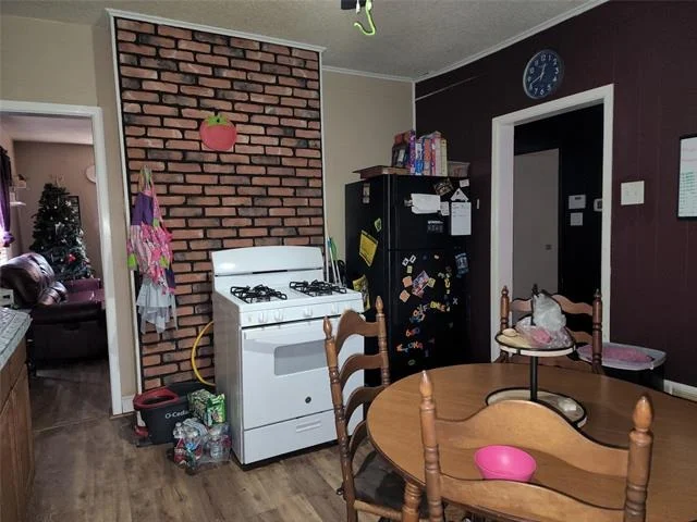 Photo of 310 S Mockingbird Lane