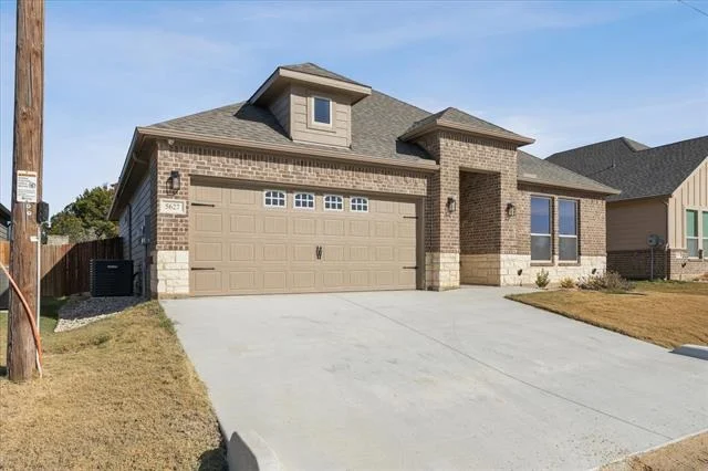 Photo of 5627 Barkridge Drive