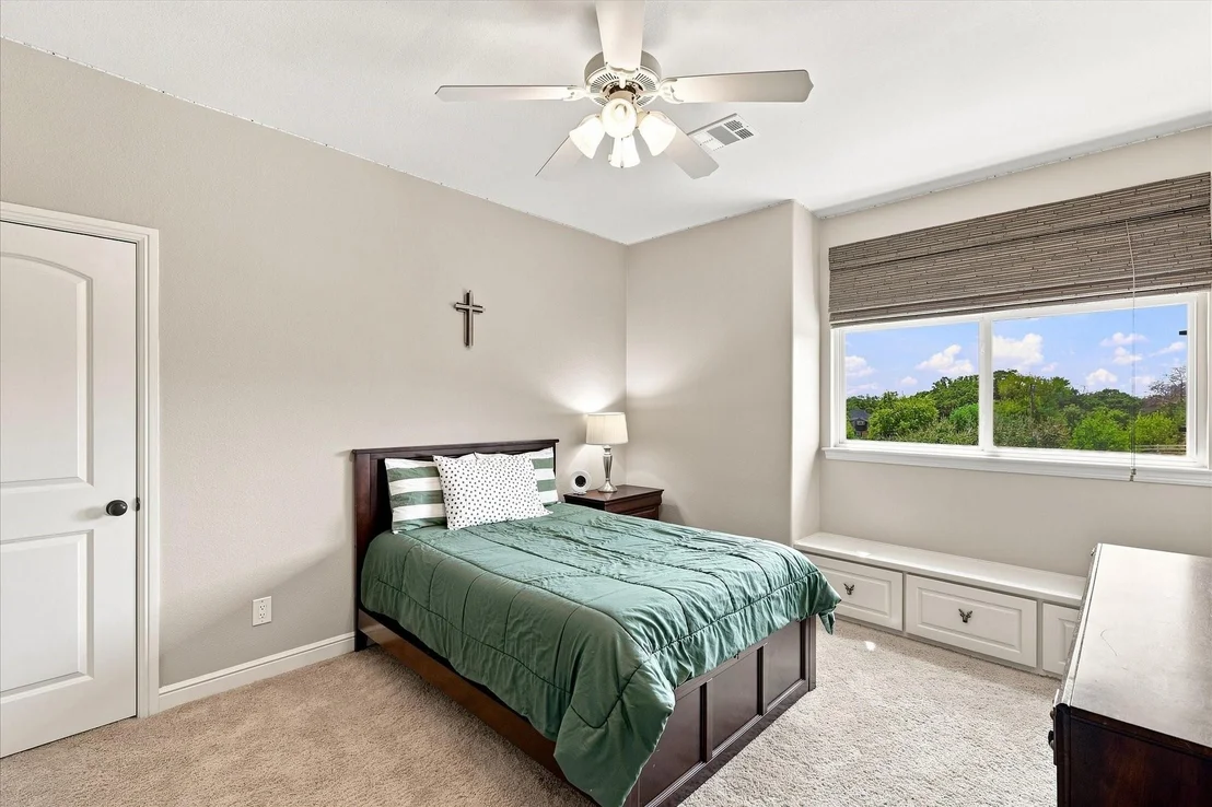 Photo of 1228 Robin Drive