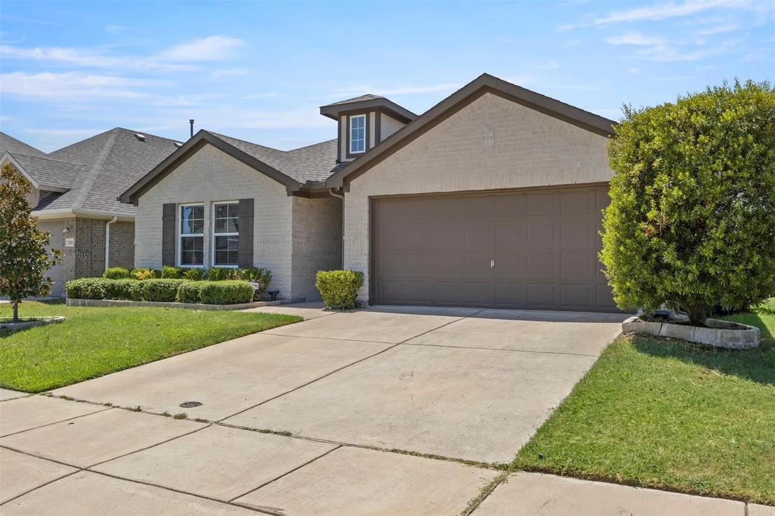 Photo of 2305 Mount Olive Lane