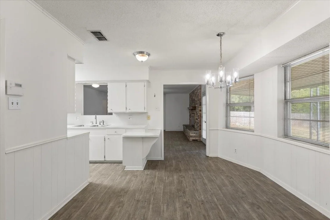 Photo of 202 Sherwood Drive
