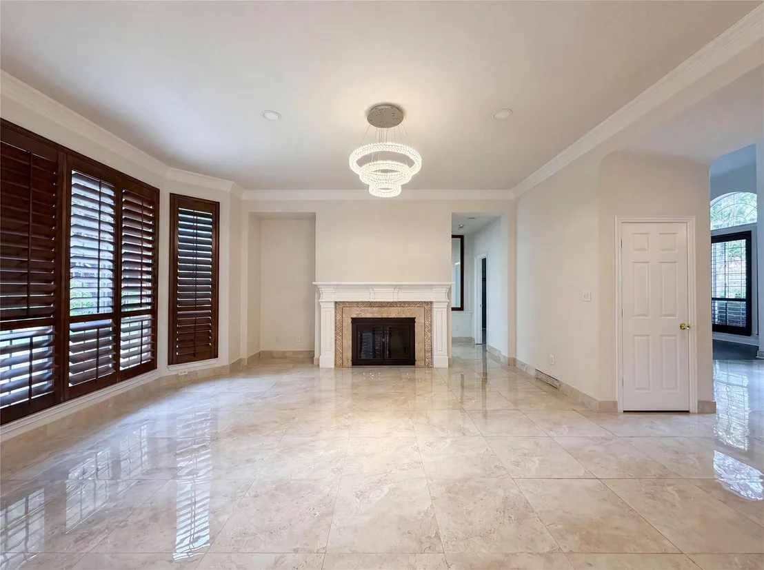 Photo of 1429 Greenbriar Drive