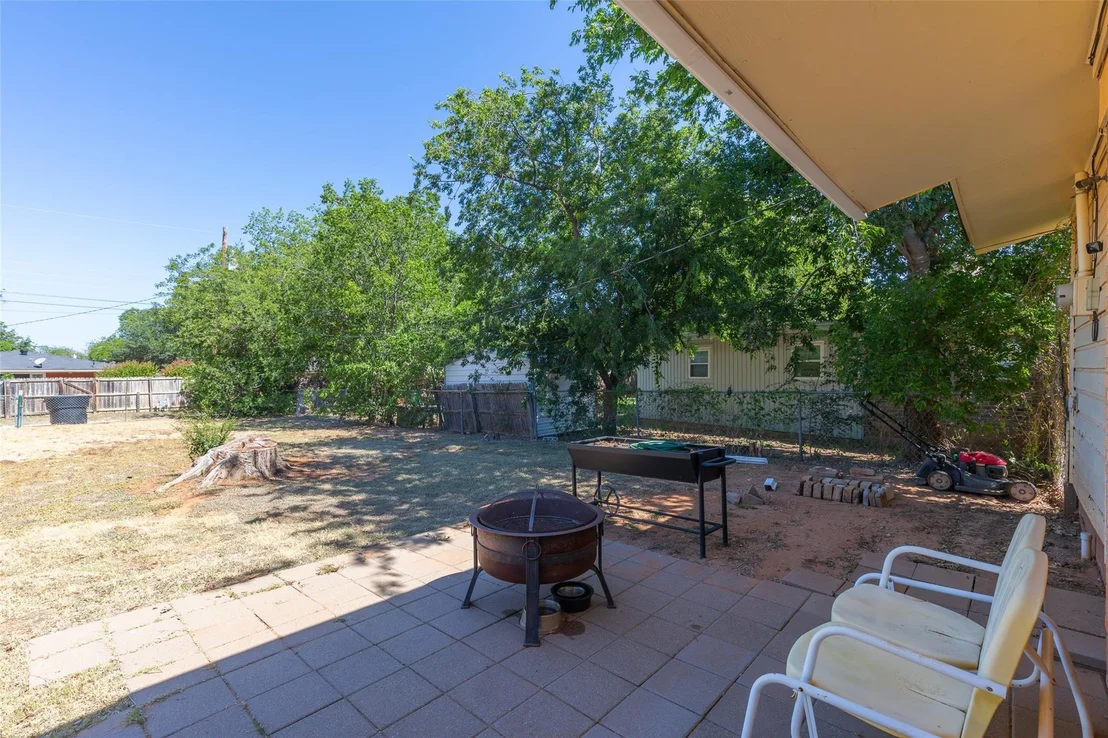 Photo of 2618 Rountree Drive