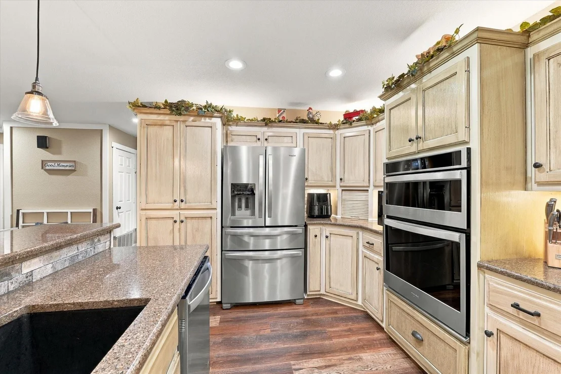 Photo of 1600 Fox Ridge Road