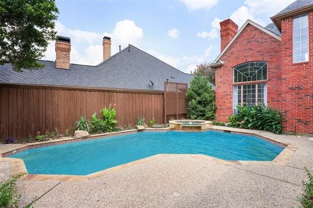 Photo of 4807 Holly Tree Drive
