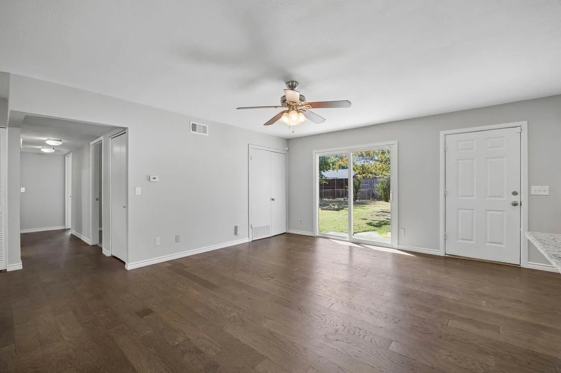 Photo of 1239 Evergreen Drive