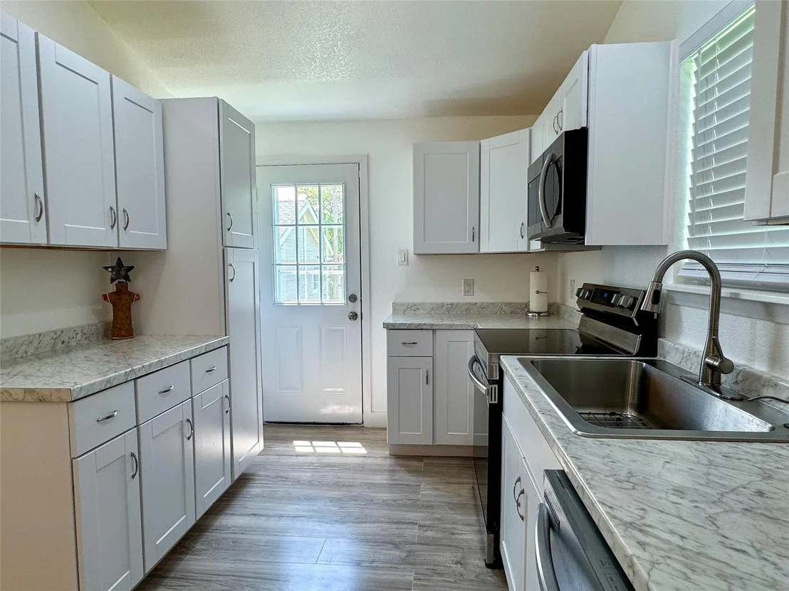 Photo of 5777 County Road 927