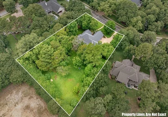 Photo of 1915 Stonegate Valley Drive
