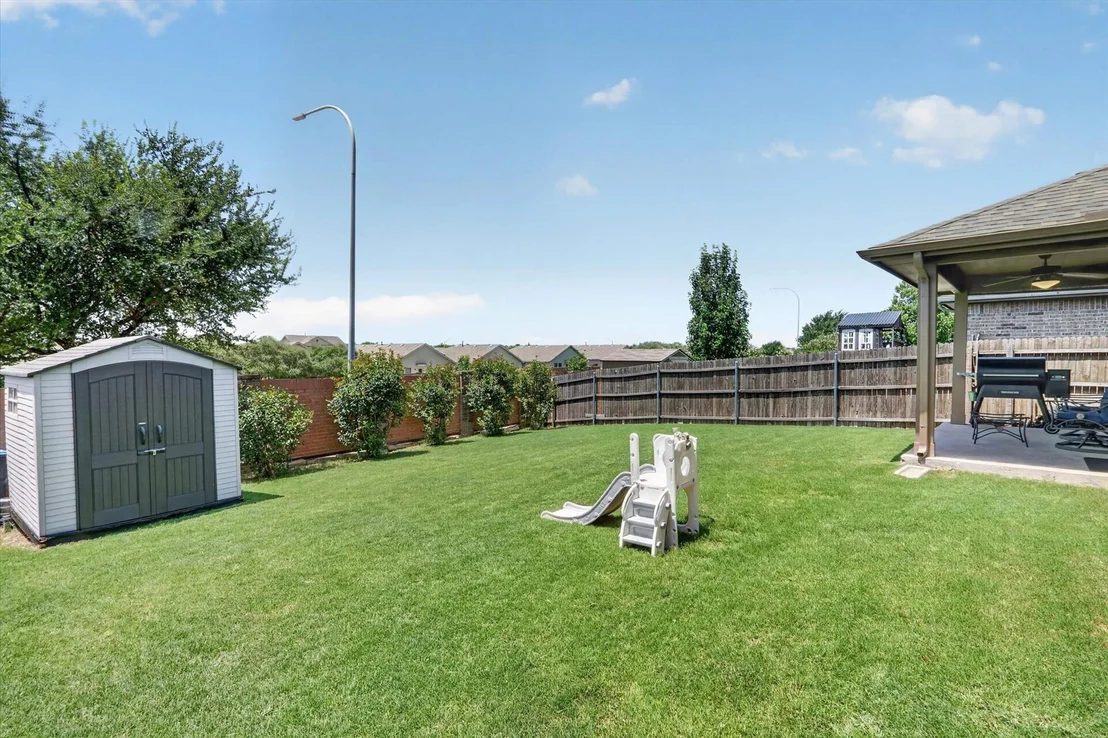 Photo of 441 E Wishbone Lane