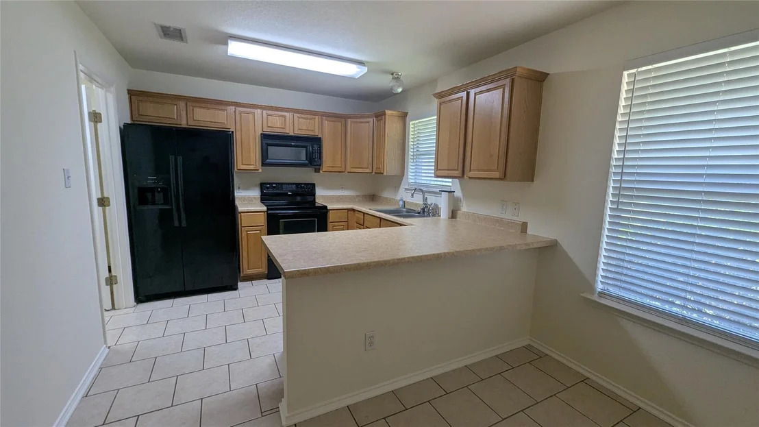 Photo of 916 Heberle Drive