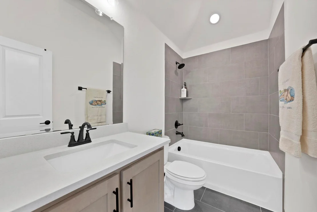 Photo of 1521 Alexander Drive