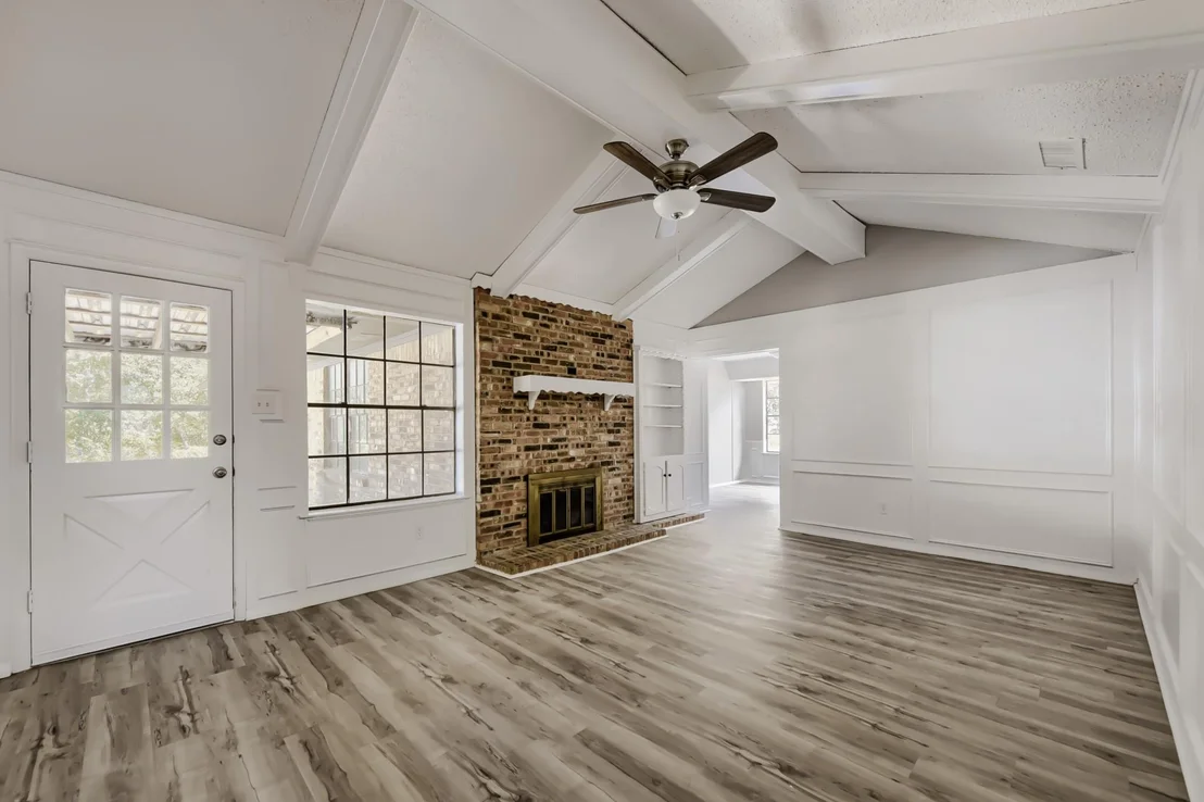 Photo of 2185 Jana Lane