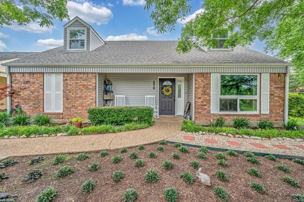 Photo of 3818 Westchester Drive