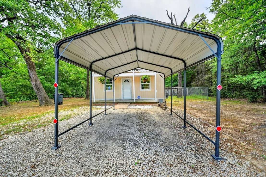 Photo of 7115 Brokenbow Drive
