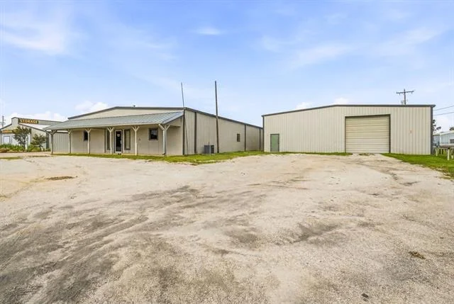 Photo of Unit A at 1024 Us-377