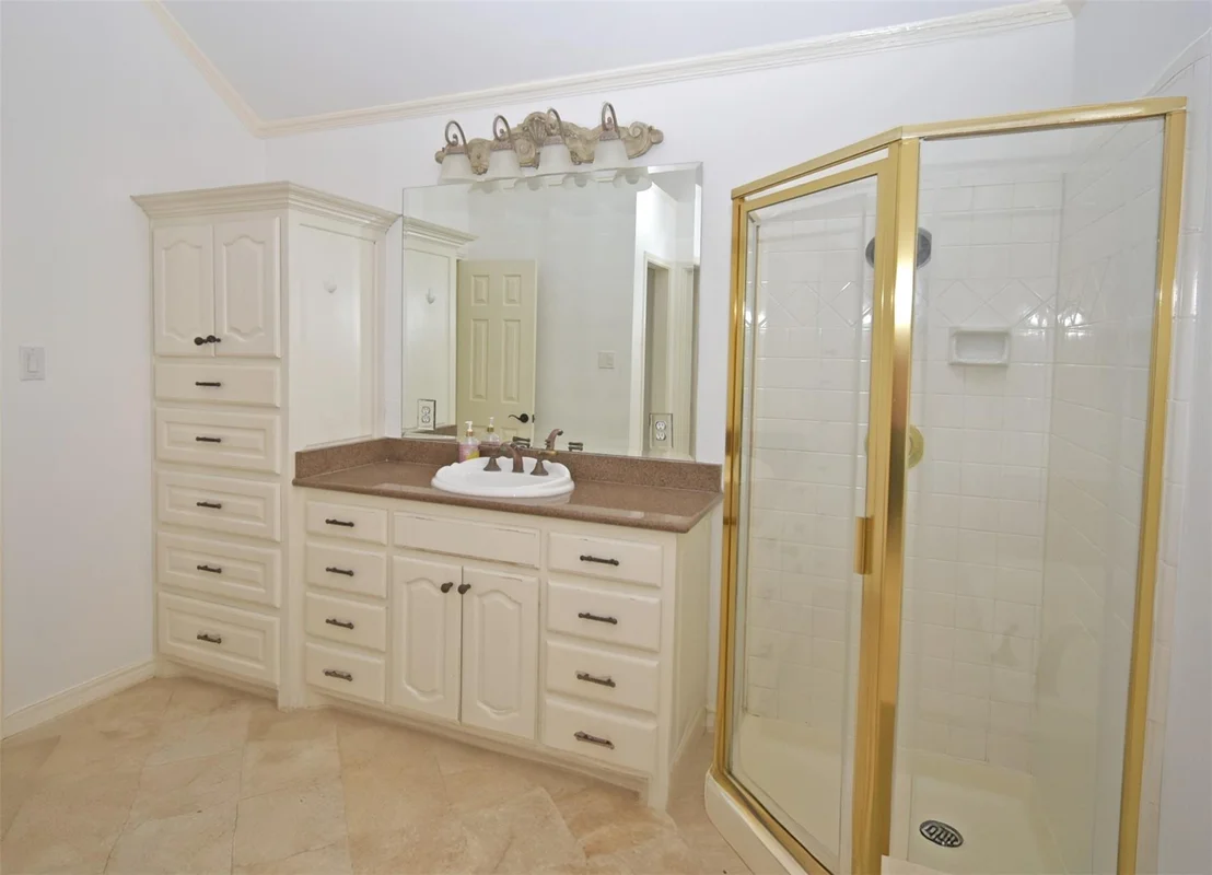 Photo of 2902 Live Oak Drive