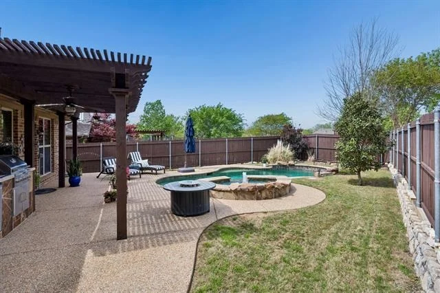 Photo of 3700 Madrone Way