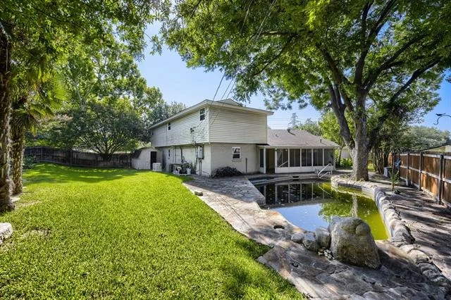 Photo of 3912 Plantation Drive