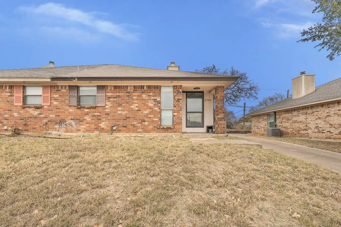 Photo of 5709 Ranchogrande Drive